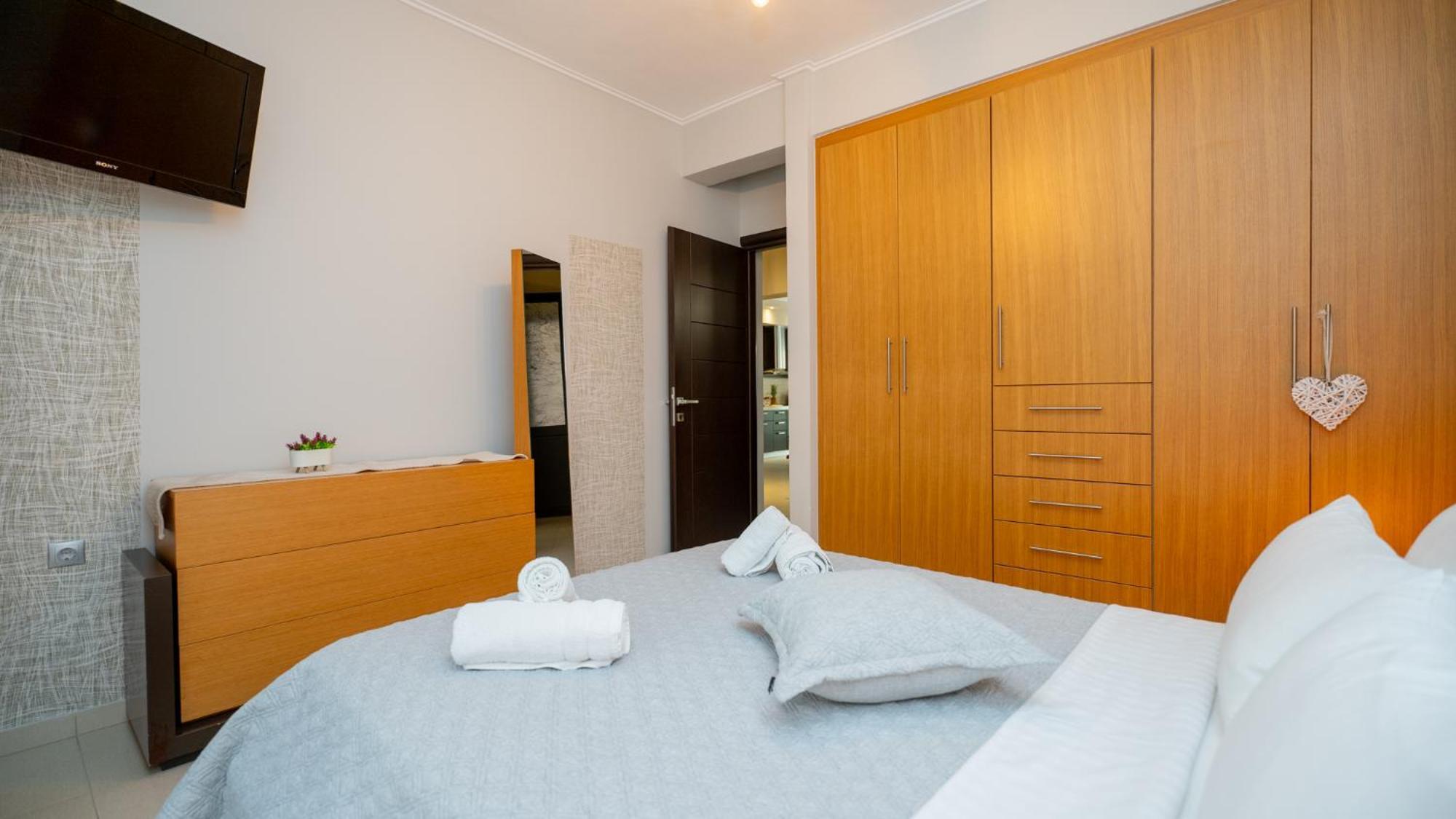 Mary'S Modern And Elegant Apartment كالامباكا المظهر الخارجي الصورة